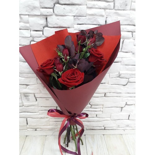 Купить на заказ Букет из 3 красных роз с доставкой в Шымкенте