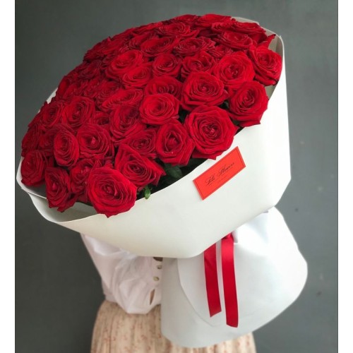 Купить на заказ Букет из 51 красной розы с доставкой в Шымкенте