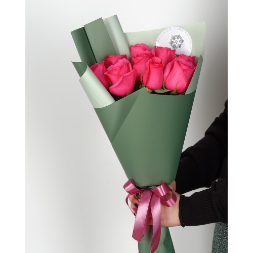 Купить на заказ Букет из 7 розовых роз с доставкой в Шымкенте
