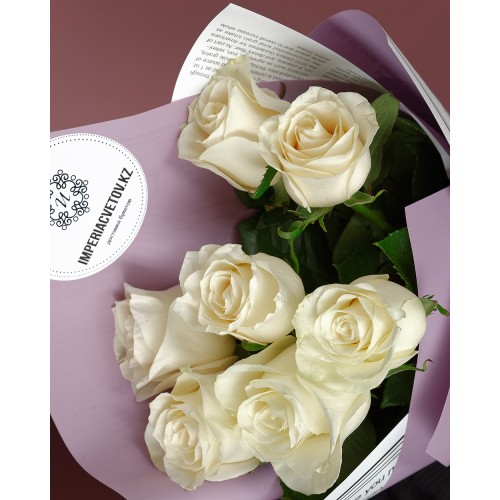 Купить на заказ Букет из 7 белых роз с доставкой в Шымкенте