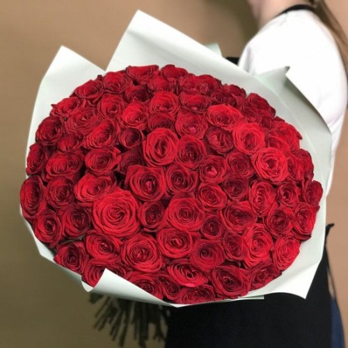 Купить на заказ Букет из 75 красных роз с доставкой в Шымкенте