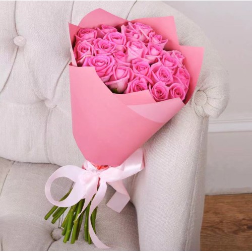 Купить на заказ Букет из 21 розовой розы с доставкой в Шымкенте